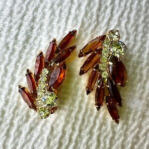 Elegant cognac colored  Crystal Earrings